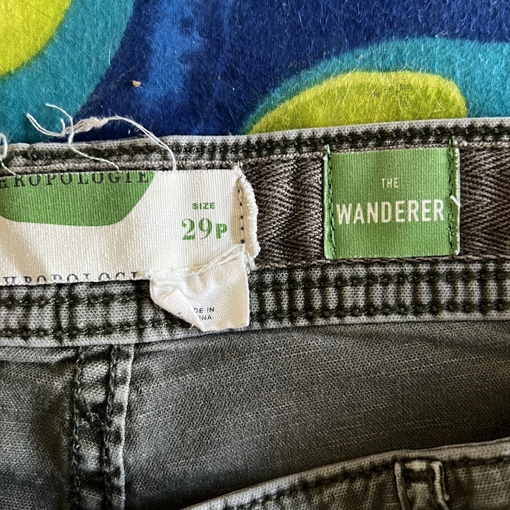 NWOT Anthropologie Wanderer Green Pants - 29P - Picture 9 of 10